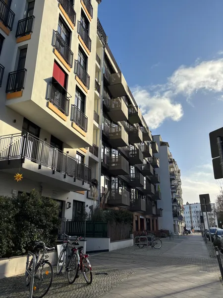 Moderne 3-Zimmer-Wohnung in zentraler Lage — photo 1